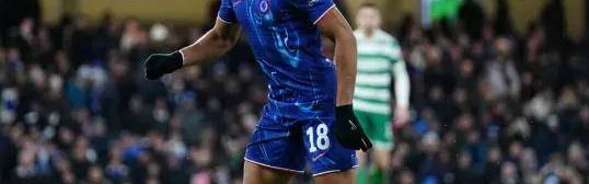 拜仁慕尼黑出奇招！双重突袭切尔西，蓝军两将成德甲新星！