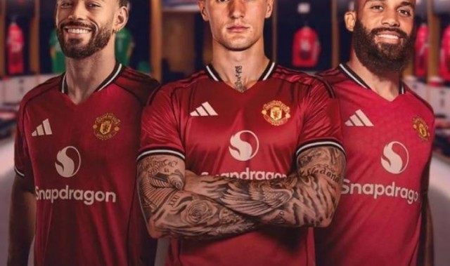 锋线全换！曼联新三叉戟造价2.2亿，上赛季3人联赛48球超曼联全队