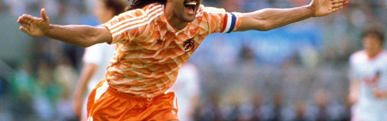 意甲历史最佳阵容发布！C罗落选！大罗齐达内上榜皮尔洛替补