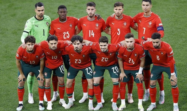 C罗3次率领葡萄牙登顶欧洲之巅 2026年能否夺得世界杯&amp;跻身球王
