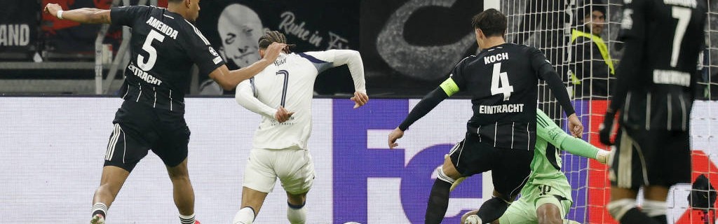 欧冠联赛阶段第8轮：热刺2-0法兰克福 穆阿尼、索兰克建功