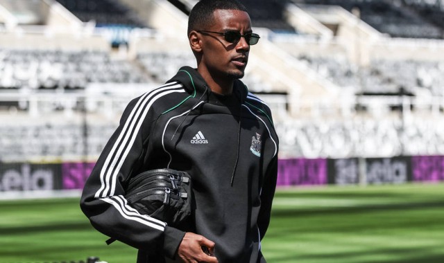 英超大结局？灭积分第2买射手第2 利物浦霸占夏窗三甲