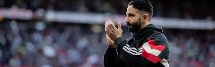 还差两人阿莫林称可赢任何对手，豪言藏致命隐患！2大短板不补曼联难翻身，枪手1招吃遍天下