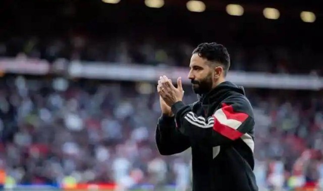 还差两人阿莫林称可赢任何对手，豪言藏致命隐患！2大短板不补曼联难翻身，枪手1招吃遍天下