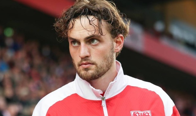 伯恩利官宣今夏第10位新援，25岁旧将回归，上赛季德甲制造6球