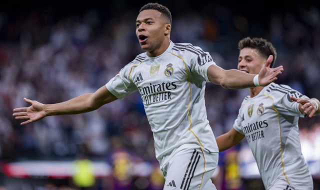 西甲-姆巴佩破门+失点贝林厄姆建功 皇马2-1胜10人巴萨