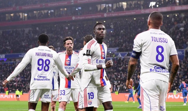 法甲最新积分榜详解：里昂获胜稳居第三，图卢兹、昂热表现起伏