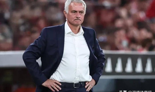 1-1！本菲卡遭绝平！穆帅无缘连胜，被榜首甩开4分，赛后抱怨判罚