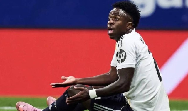 西甲媒体透露：维尼修斯在皇家马德里的地位正在经历着剧烈变化，主力位置恐不保