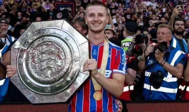 曼联筹划6000万镑豪购水晶宫新星 中场双将或同步离队