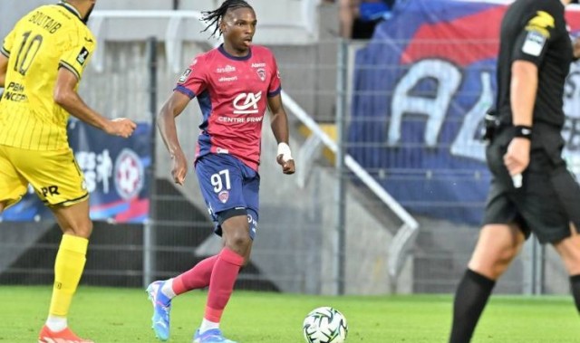 未来的法国国脚！队报：阿森纳等俱乐部有意20岁雷恩中卫雅奎特