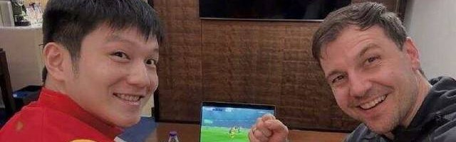 樊振东加盟德甲才过半月，暖心的一幕出现，韩莹的话让人动容！