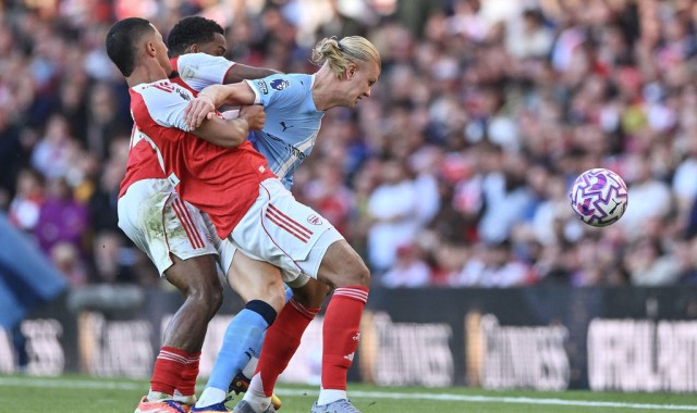 联赛杯争冠！曼城欲阻阿森纳冲四冠王 哈兰德能否破咒？