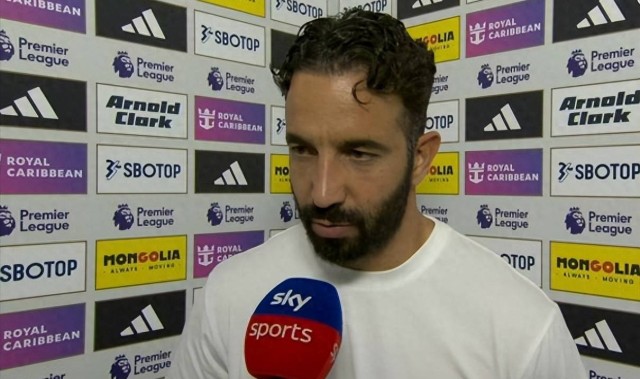 任重道远！两战不胜曼联问题难解，压力越来越大的阿莫林陷入矛盾