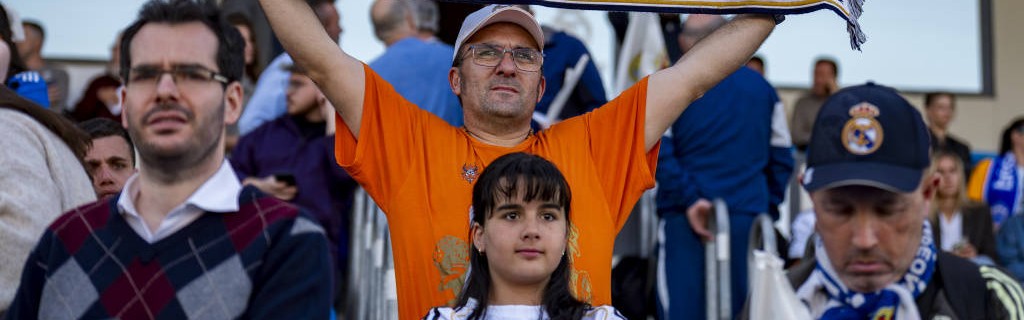 欧冠四分之一决赛：巴塞罗那对阵马德里竞技——诺坎普的每个进球与决胜关键