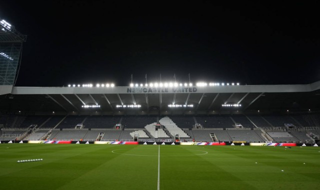 欧冠席位争夺战：卡里克谨慎掌舵，曼联能否稳固前四？