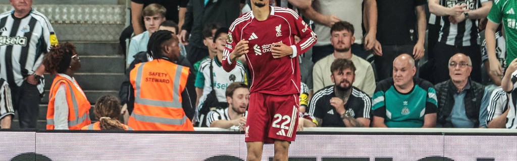 曼联又买错了？埃基蒂克3球1助约克雷斯2球 舍什科还没首发