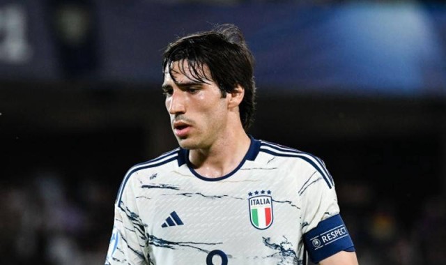 零容错生死战！意大利避开劲敌，皇马曼联抢夺核心，意甲全面失利敲响警钟