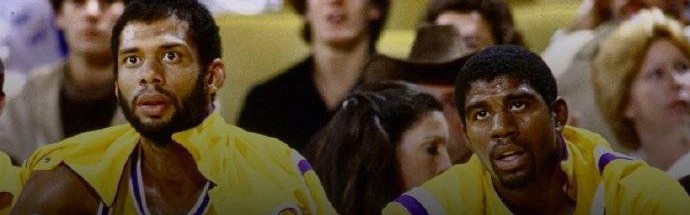 巴斯家族出售湖人大部分股份 估值100亿美元创纪录