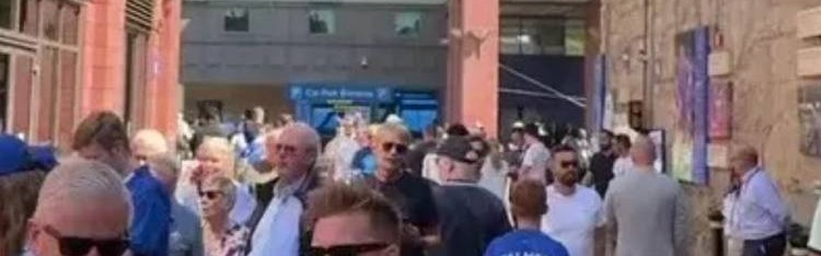 太阳报：切尔西手机APP票务系统瘫痪，数千球迷无法验票进场